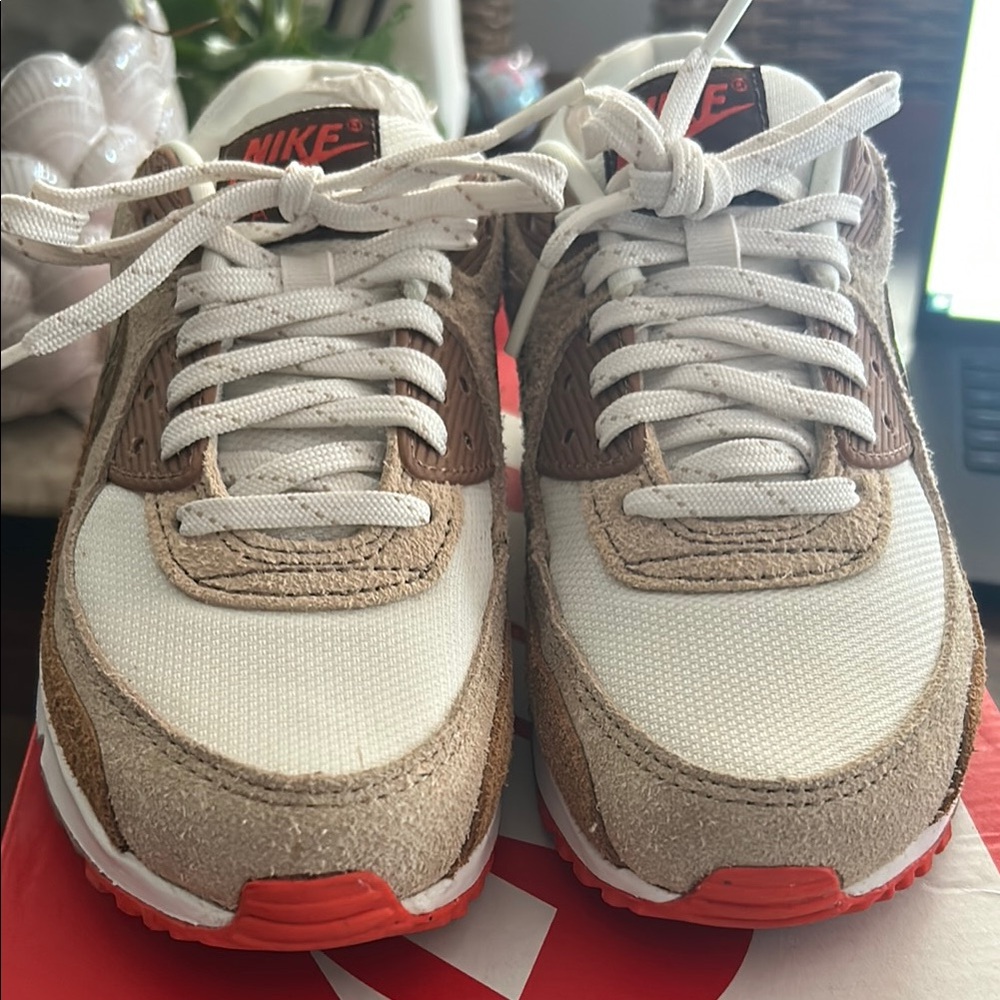 Nike Air Max 90 AMD Sneakers